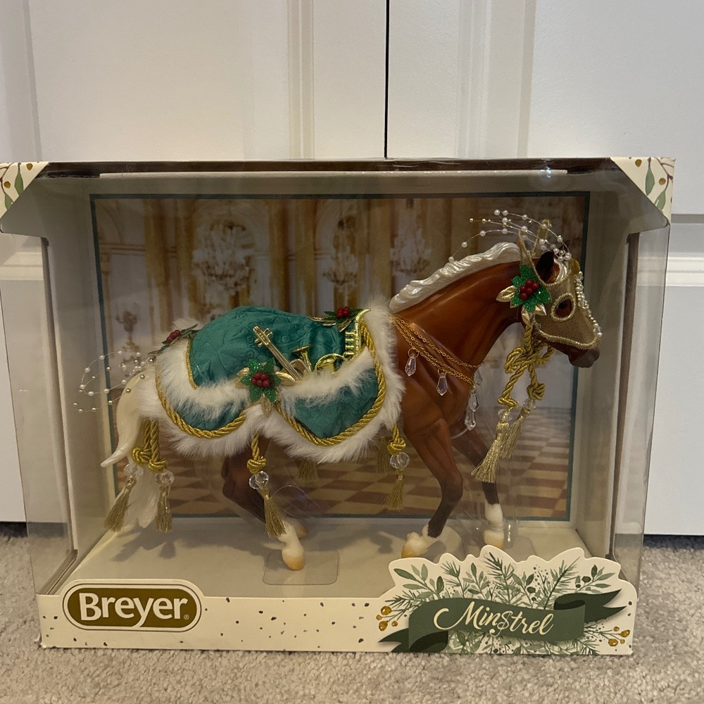 2019 holiday Breyer
